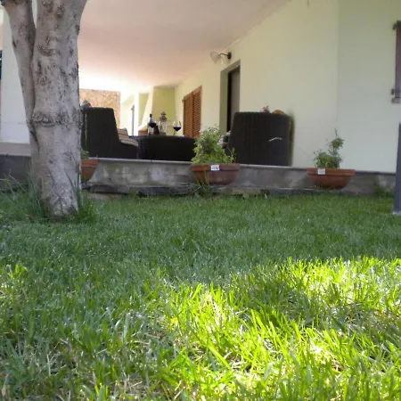 شقة Con Giardino SantʼAntìoco